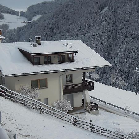 Haus Tasser San Lorenzo di Sebato Eksteriør billede