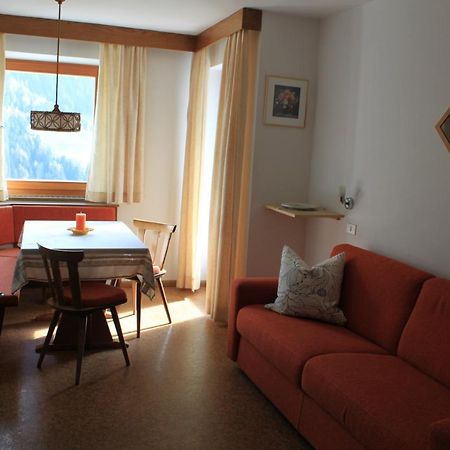 Haus Tasser San Lorenzo di Sebato Eksteriør billede