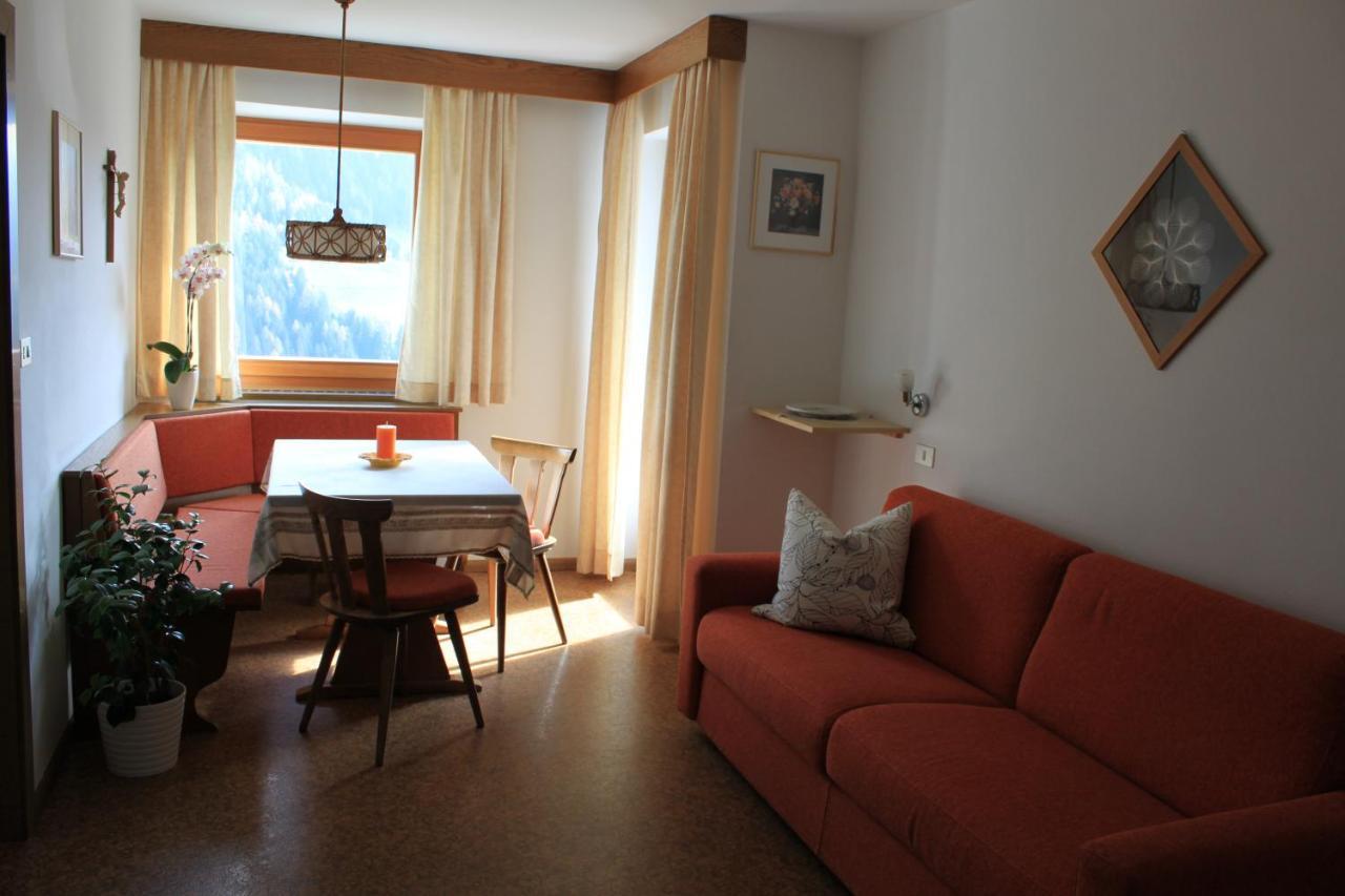 Haus Tasser San Lorenzo di Sebato Eksteriør billede